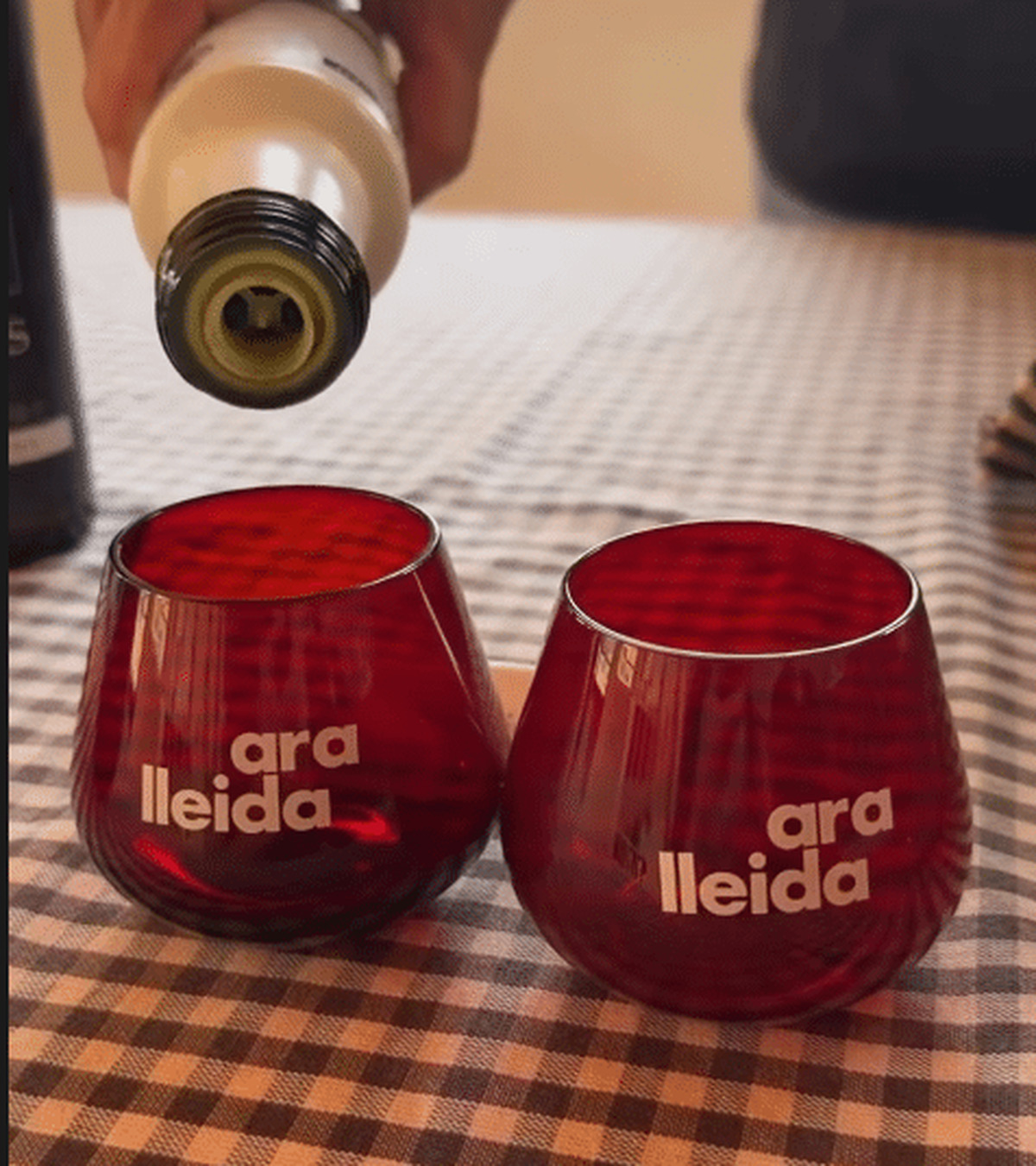 Lleida impulsa el oleoturismo con la visita de seis influencers gastronómicos